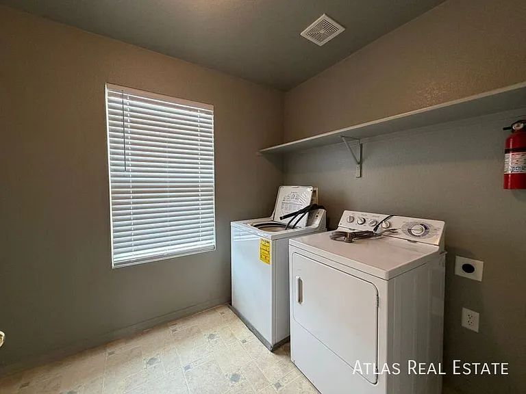37 W Camino Rancho Palomas — Photo 17