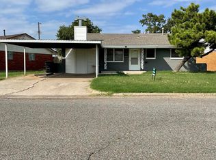 765 SW 4th Pl, Moore, OK 73160