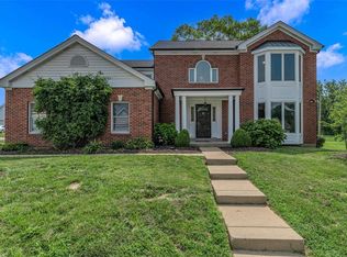804 Vista Pointe Dr, Saint Louis, MO 63138
