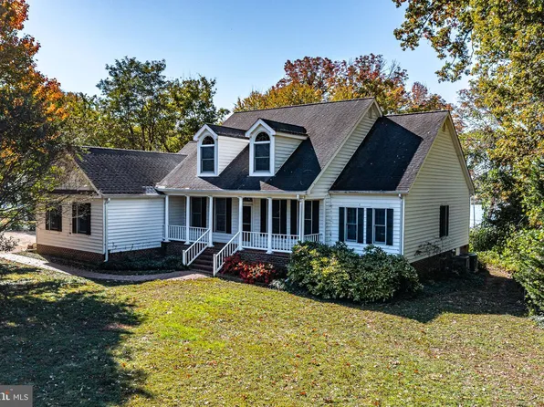 50 Cedardale Ln, Irvington, VA 22480
