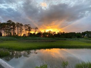 219 Wind Mill Point Rd, Hampton, VA 23664