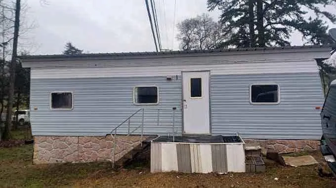 1 bed, 10 sqft, $475 — Photo 1