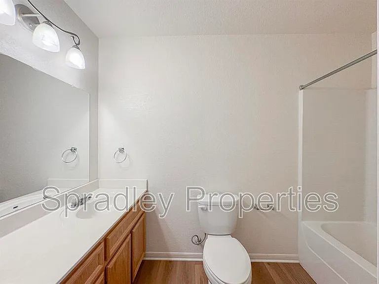 132 Lacey Lou Ln — Photo 13