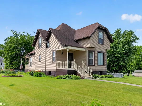 109 Anna St, Garwin, IA 50632
