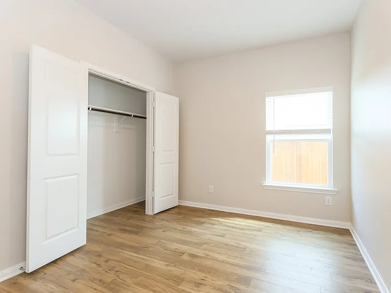 15651 Plum Brook Dr — Photo 13
