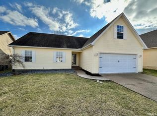 4701 Crowne Ridge Ct, Evansville, IN 47725