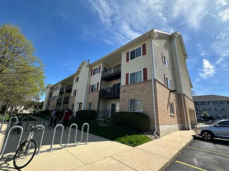 Woodland Commons Madison — Photo 24