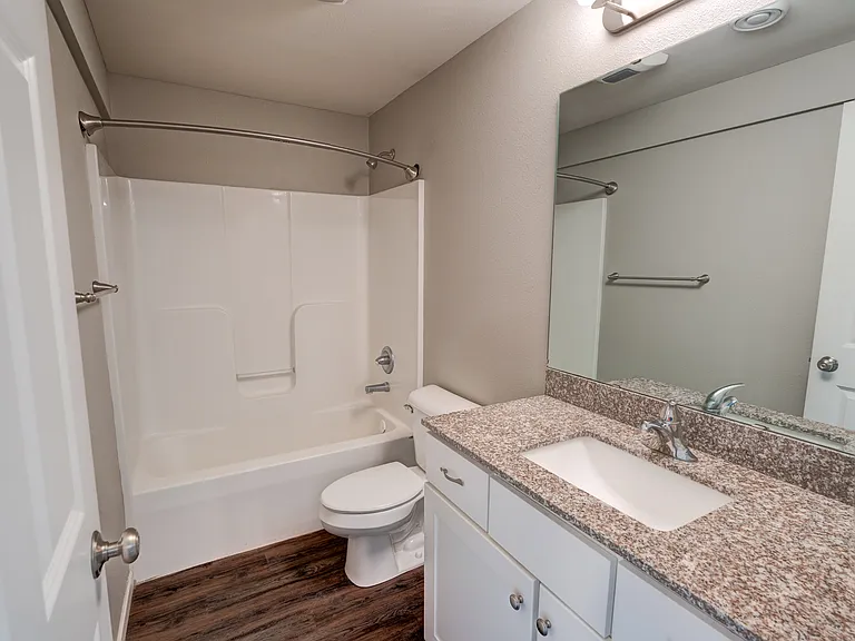 836 Thompson Dr — Photo 19