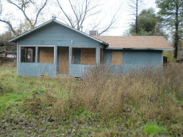 2nd image of 3394 Frances St