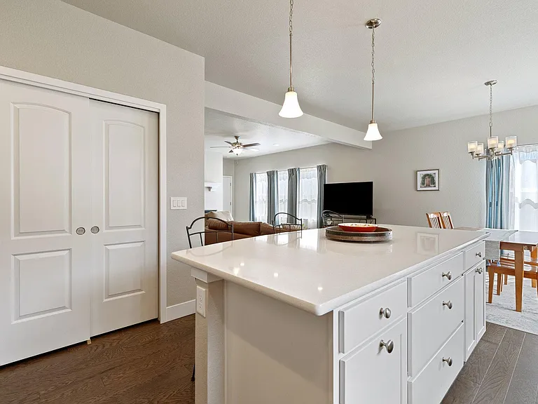 5324 Sky Top Ln — Photo 14