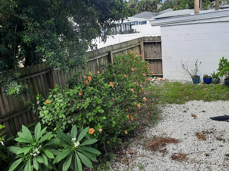 512 Phoenix Ave #1 — Photo 65