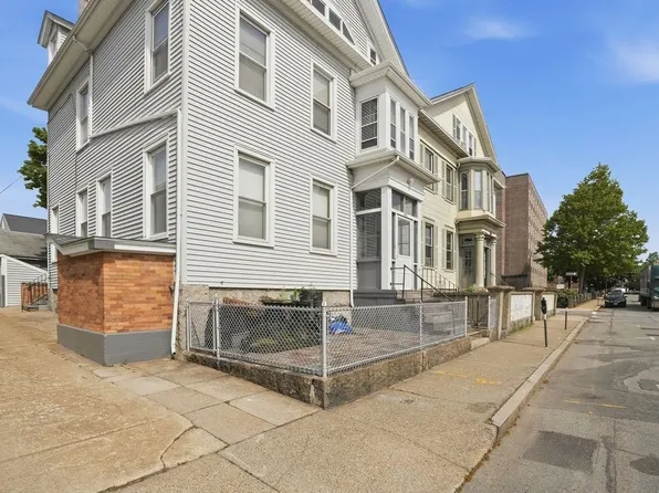483 County St, New Bedford, MA 02740