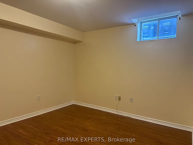 5 Cadillac Cres #BASEMENT — Photo 16