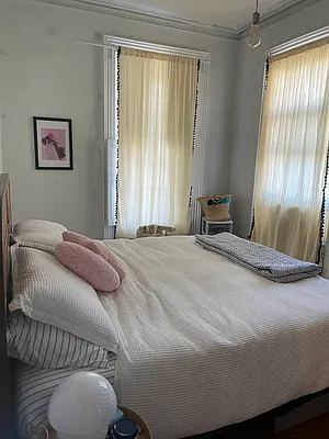 Rented by Avenues Real Estate | media 14