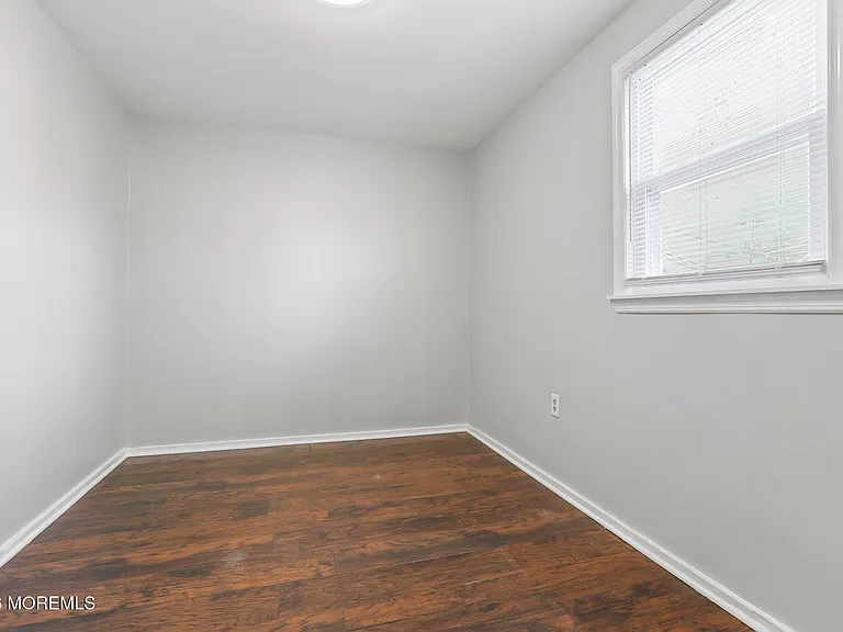 42 Center Ave #3 — Photo 8