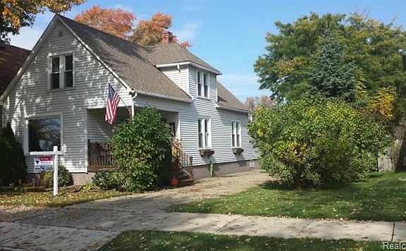2nd image of 1256 Oak St