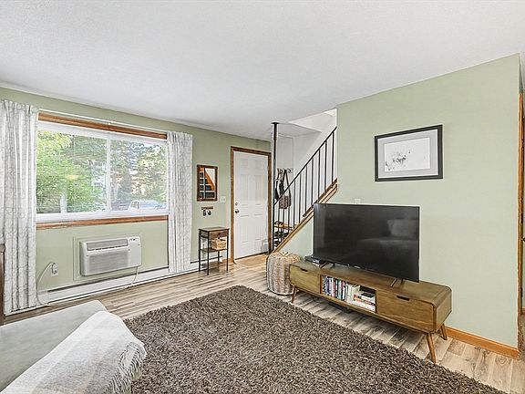 2nd image of 73 Bridge St APT 17
