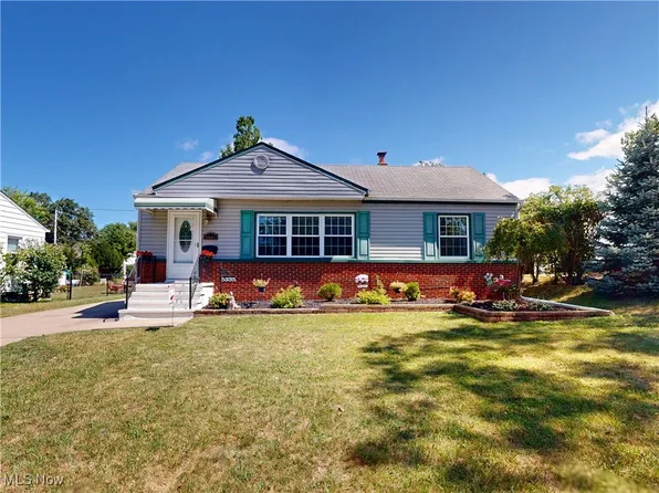 5335 Melody Ln, Willoughby, OH 44094