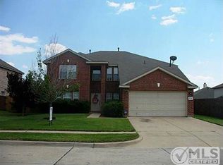 6705 Lake Jackson Dr, Arlington, TX 76002