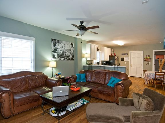 Spacious Kitchen/Living