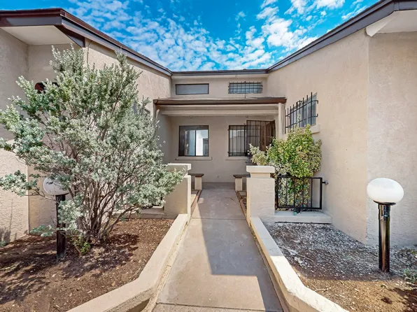 3927 Villa Way SE, Rio Rancho, NM 87124