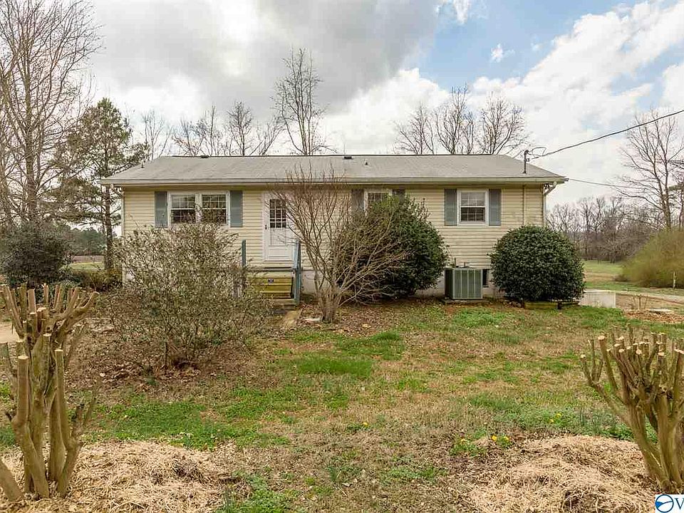1st image of 15801 Curtis Ln