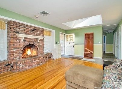 3rd image of 49 Wilstan Ave