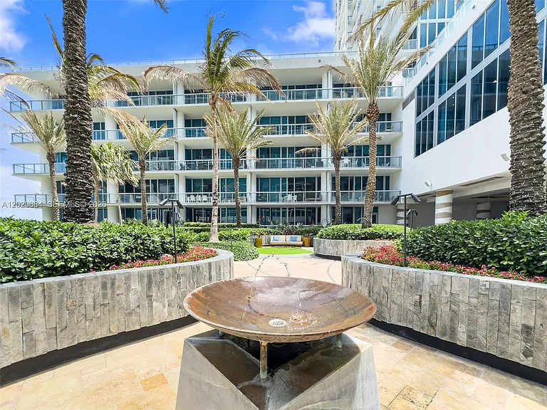 6801 Collins Ave #417 — Photo 49