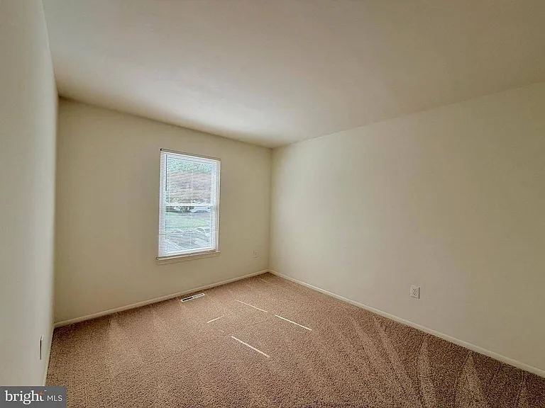 6064 Majors Ln — Photo 9