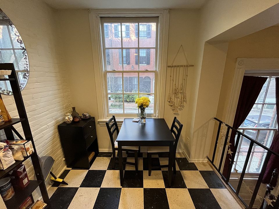 unit 1F one bed for Sept $1895