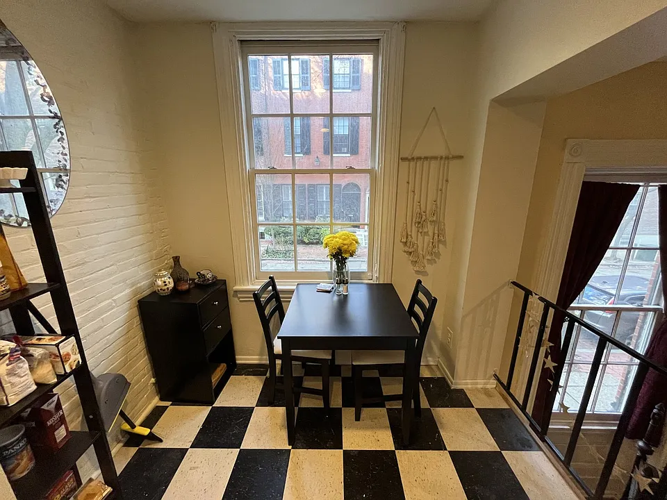 unit 1F one bed for Sept $1895