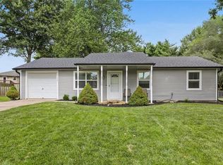 120 SE Bordner Pl, Lees Summit, MO 64063