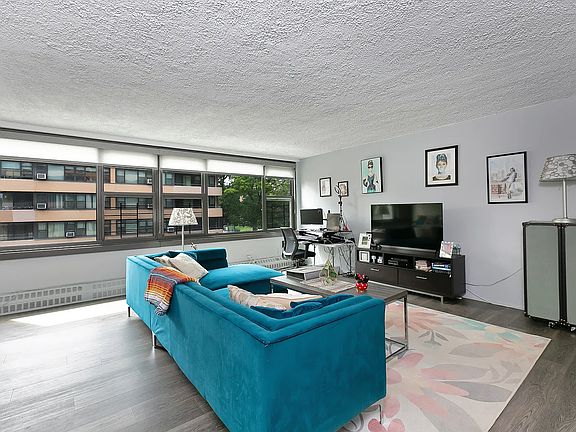 2nd image of 162-30 Powells Cove Blvd #4C