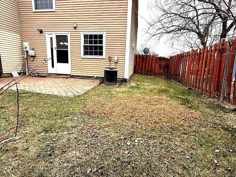 19445 Breezedale Ln — Photo 16