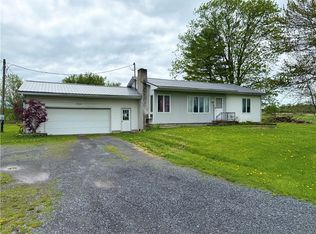2504 County Road 124, Seneca Falls, NY 13148