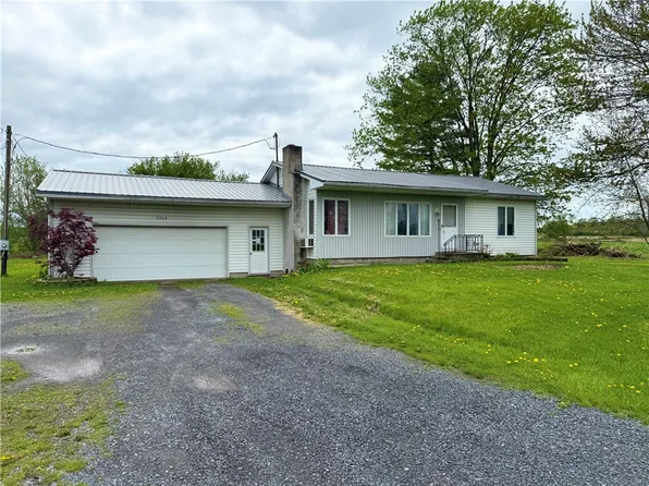 2504 County Road 124, Seneca Falls, NY 13148