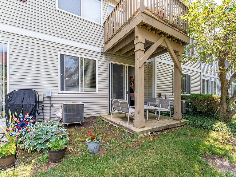 2917 Stockton Ct #2917 — Photo 16