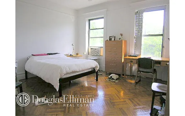 Rented by Douglas Elliman | media 30