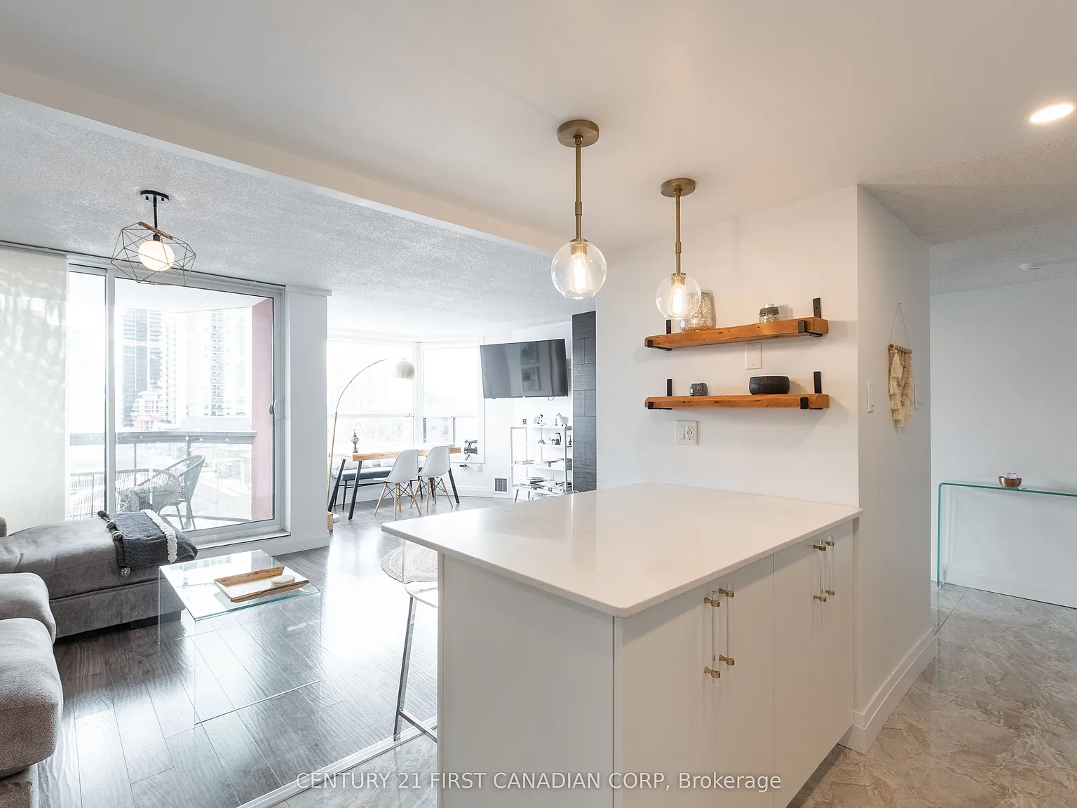 1 bed, $2,000 — Photo 4