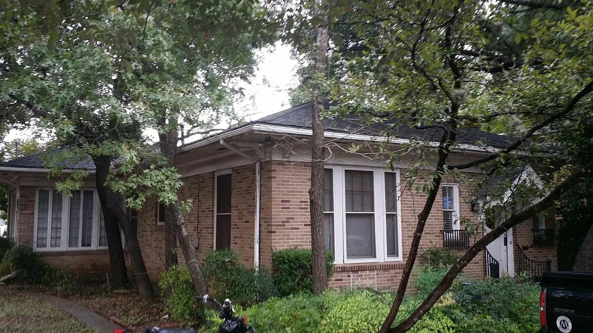 4 bed, 1774 sqft, $4,600 — Photo 1