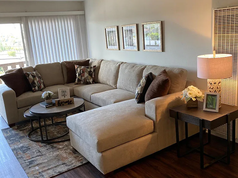 2 Bed - Living room