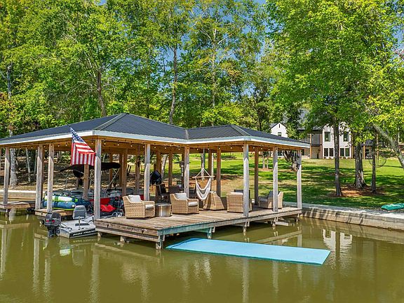 2nd image of 75 County Road 479