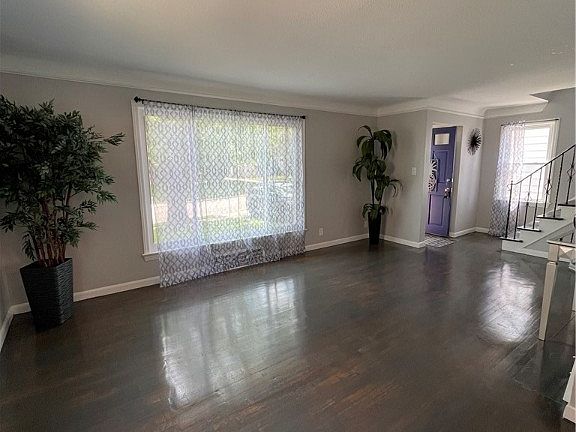 5th image of 5266 E 119th St