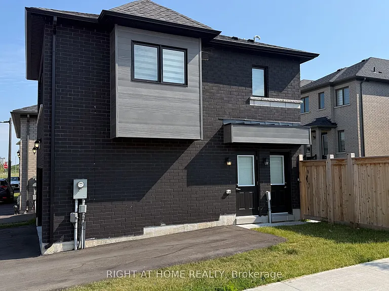 31 John Rolph St #COACH — Photo 2