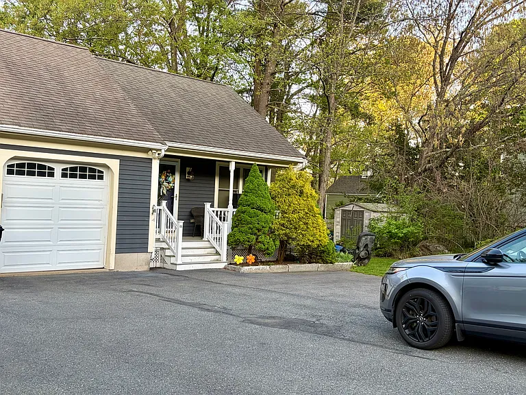 46 Kenney Rd — Photo 14