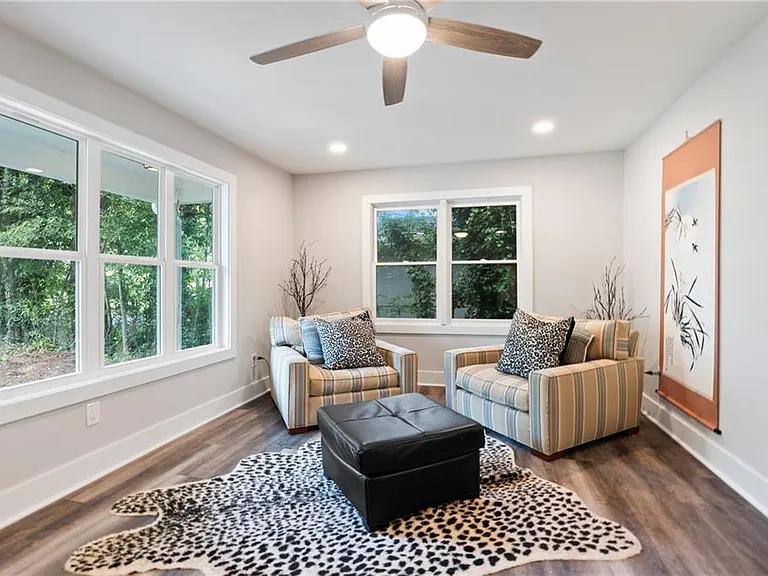 3439 Jackson Dr — Photo 3