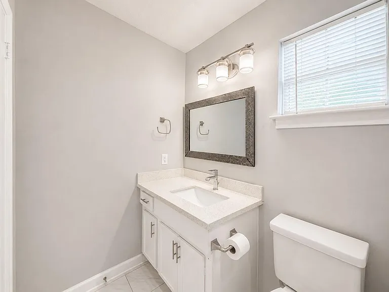 13521 Peoria St — Photo 25