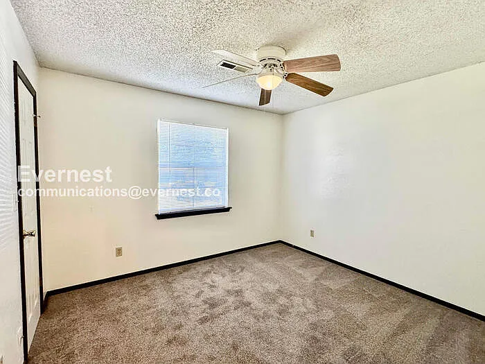 4325 S Ash Ave — Photo 17
