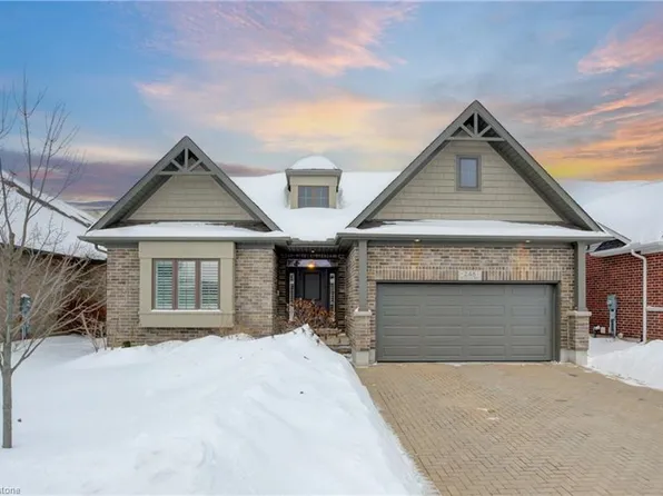 248 Kettle Lake Dr, Wilmot, ON N3A 0C2