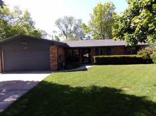 1214 W E St #W, North Platte, NE 69101